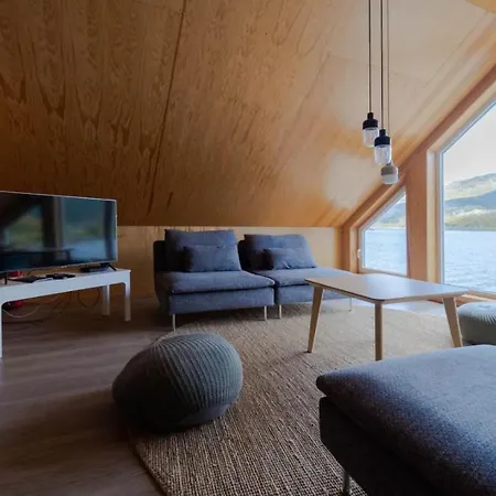 Tatil Evi Fjordview Ryten 1 Retreat